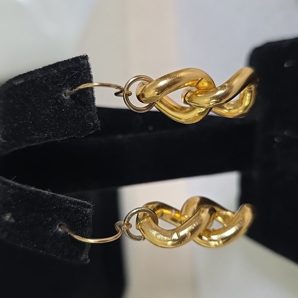 Vintage Chunky Multi Gold Chain Necklace and Earrings Set - Picture 4 of 11